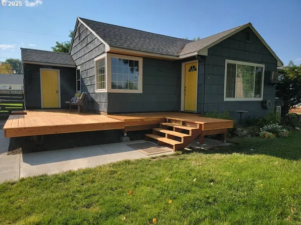 328 N Quincy Ave, Hines, OR 97738