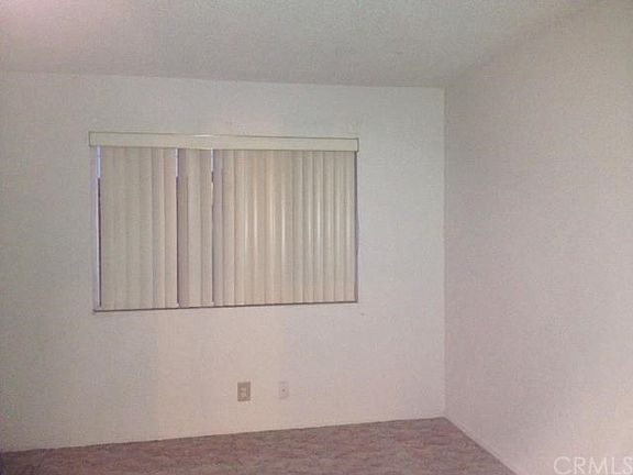 4th image of 55190 Airlane Dr Ste B