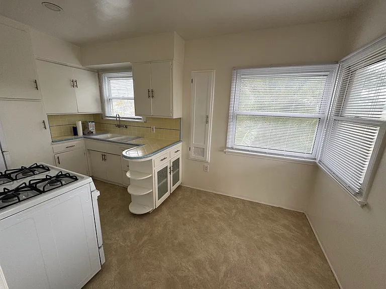 1789 S Marvin Ave — Photo 19