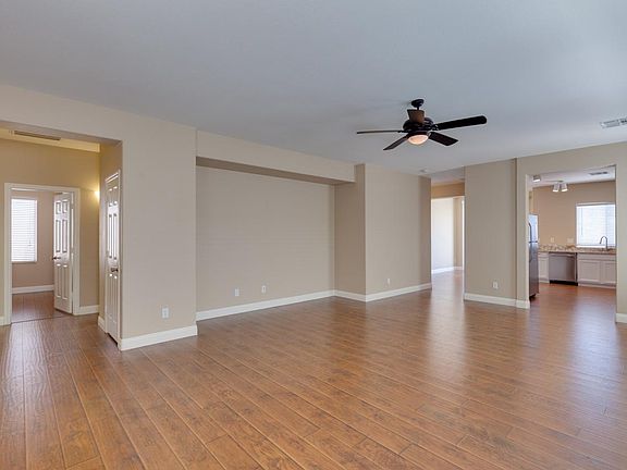 4th image of 3268 Robins Creek Pl