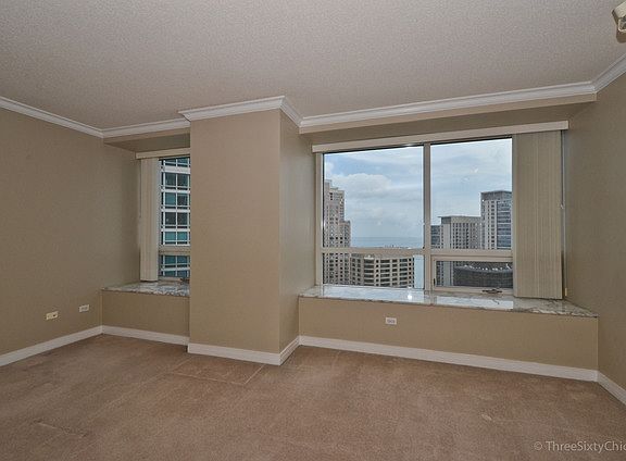 3rd image of 512 N McClurg Ct APT 3702