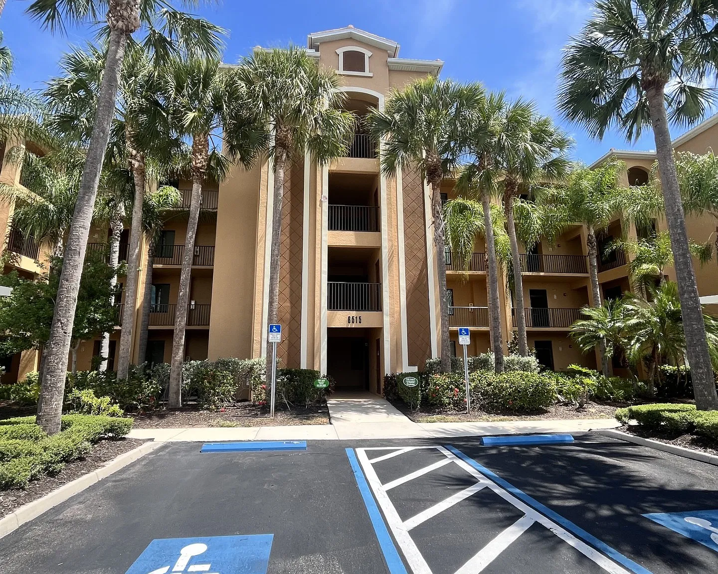 2 bed, 1200 sqft, $2,800 — Photo 3