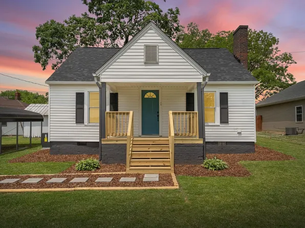 211 Saint John St, Burlington, NC 27217