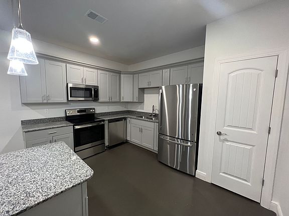 2nd image of 3760 Patriot Pkwy Unit 2-G