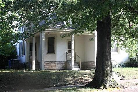1st image of 202 Arlington Ave