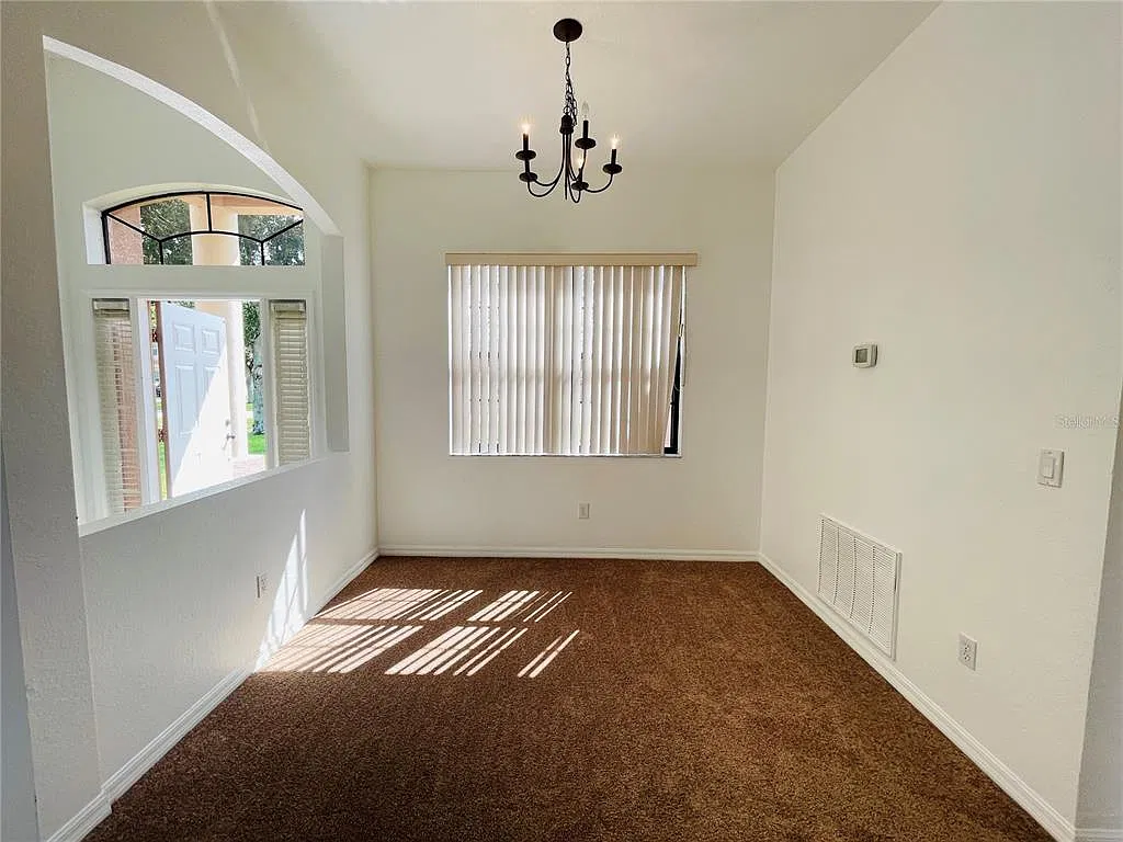 3 bed, 2.0 bath, 1334 sqft, $1,535 — Photo 4