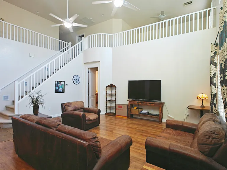 418 E Horseshoe Dr — Photo 13