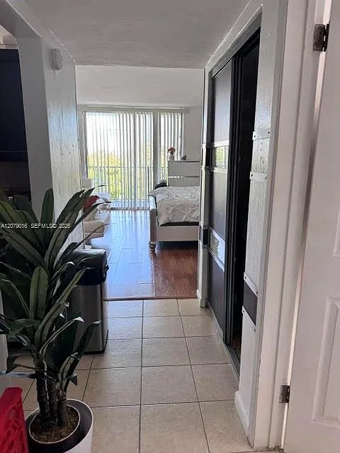 12590 NE 16th Ave #401