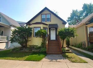 5647 W Berenice Ave, Chicago, IL 60634