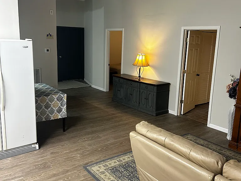 1758 Willingham Ave — Photo 3