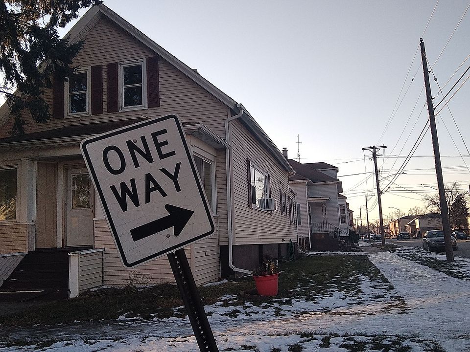 2nd image of 12802 Honore St