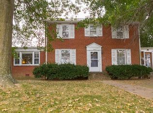 906 Maryland Ave, Shenandoah, VA 22849