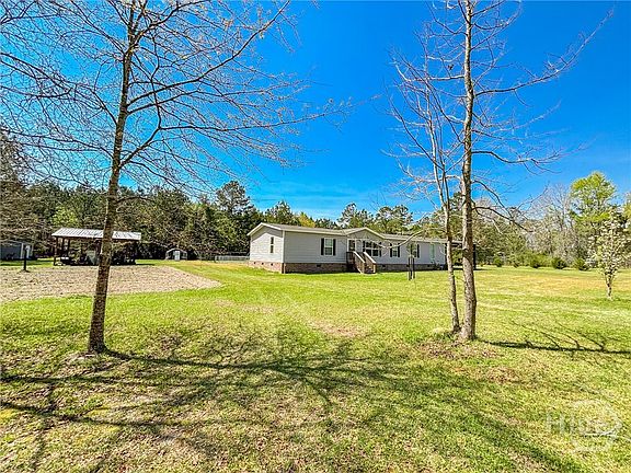 3rd image of 702 Griffin Lake Road