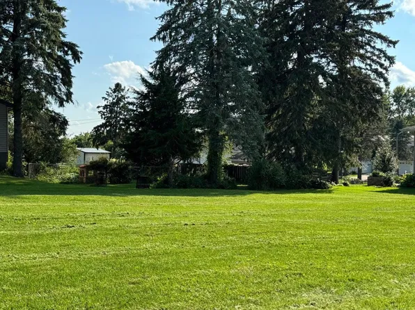 418 E Monroe St, Caledonia, MN 55921