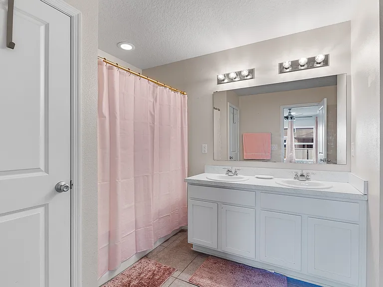 213 Lake Lucerne Way — Photo 7