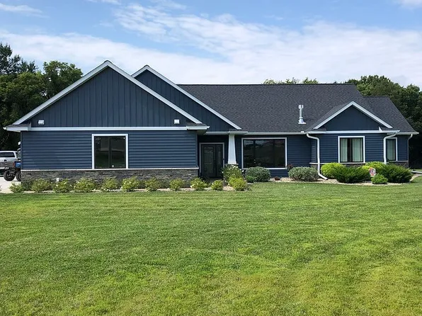 56855 Lafluer Ct, Mankato, MN 56001