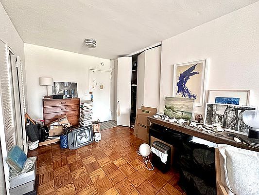 4th image of 360 W 22nd St APT 12K
