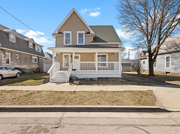 111 N West St, Angola, IN 46703