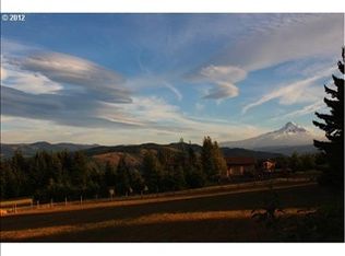 5545 York Hill Dr, Hood River, OR 97031