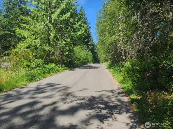 15908 71st Street NW #NW, Lakebay, WA 98349