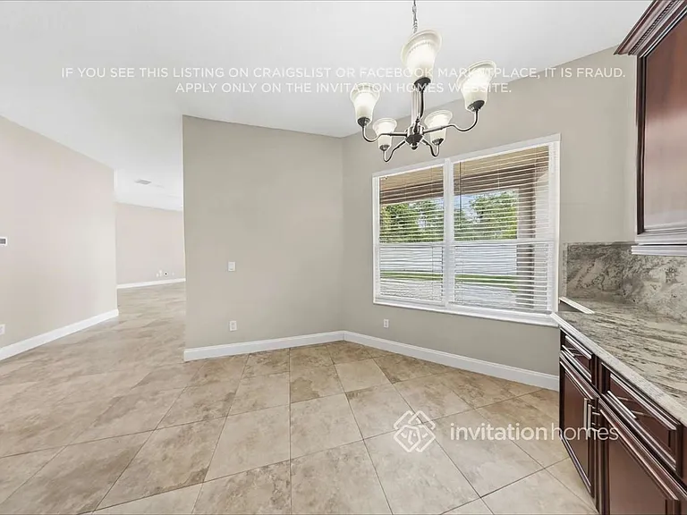 9761 Oak Crest Rd — Photo 9