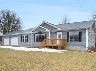 604 E D Main St, Melcher Dallas, IA 50163