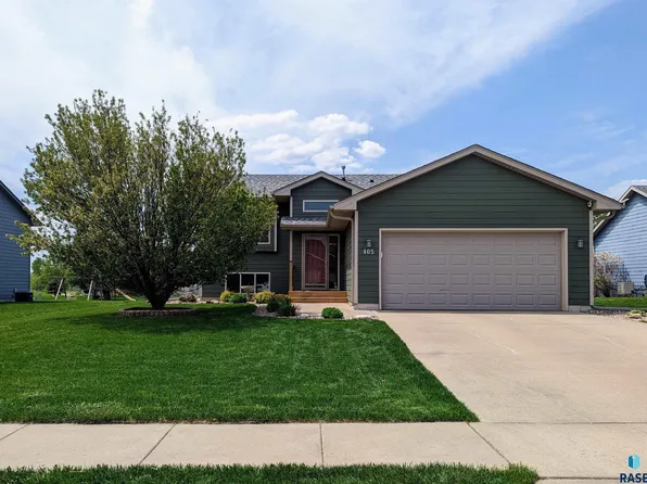 405 Claudia Ave, Harrisburg, SD 57032
