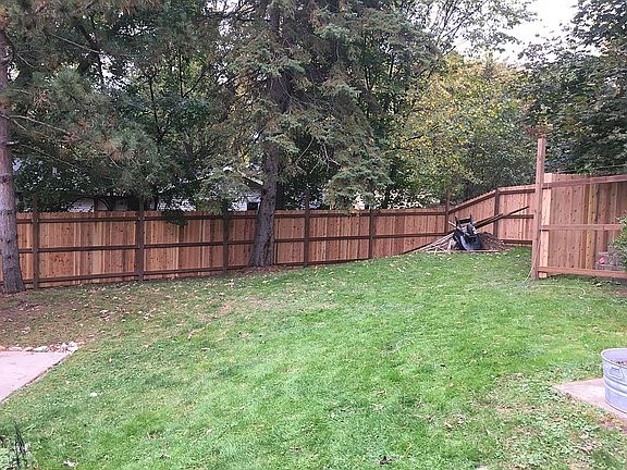 5th image of 1128 Mahtomedi Ave