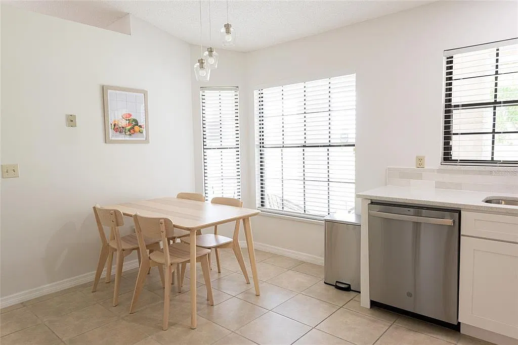 3 bed, 2.0 bath, 1535 sqft, $2,800 — Photo 4