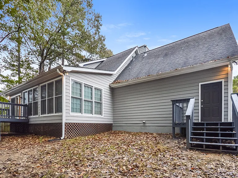 9245 Tara Dr SW — Photo 17