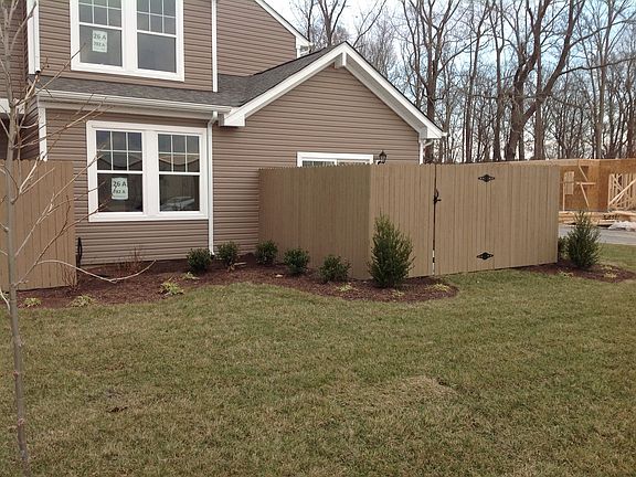 3rd image of 782A Bennett's Meadow Ln