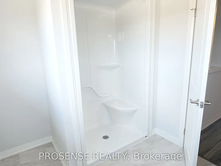 15 Samuel Ave — Photo 19