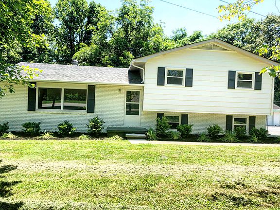 2nd image of 7812 Luscombe Dr