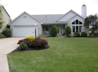 9323 Shorewood Trl, Fort Wayne, IN 46804