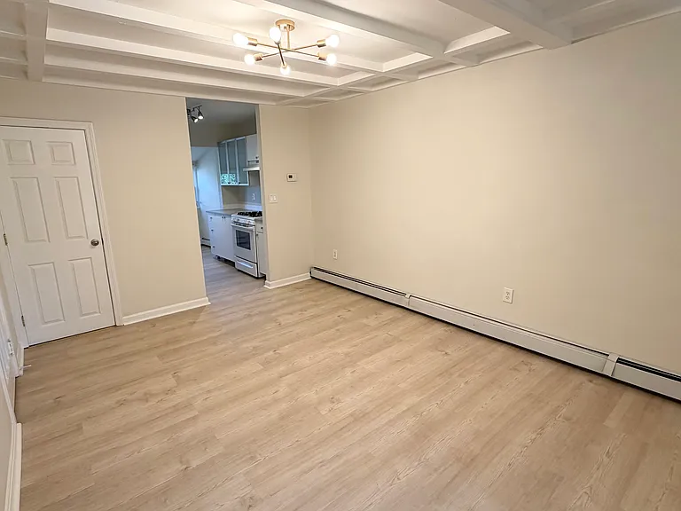 94 Old Colony Ave #3 — Photo 1