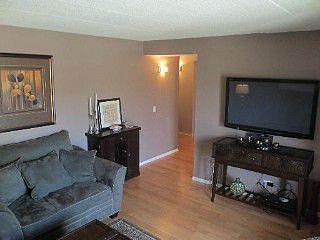 3rd image of 6850 N Northwest Hwy APT 2A