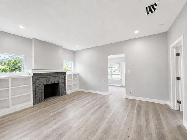 3 bed, 1.0 bath, $2,775 — Photo 2