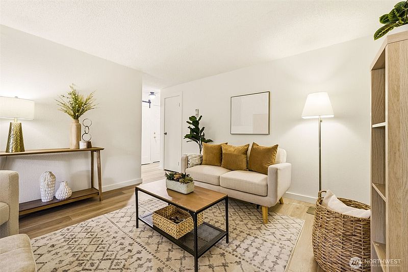 4th image of 17211 NE 45th Street #79
