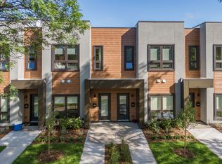 209 24th Ave NE #3, Minneapolis, MN 55418