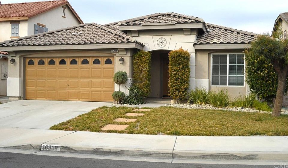 1st image of 16868 Cascades Pl