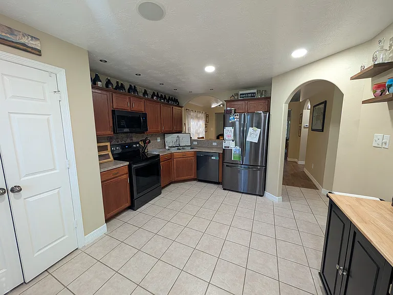 14922 Lanai Dr — Photo 11