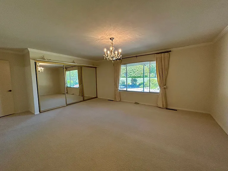 266 Valley Oaks Dr — Photo 13