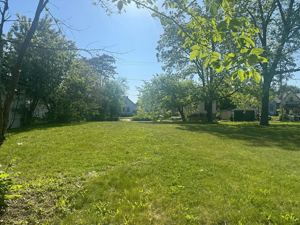2nd image of 3409 N 12TH STREET