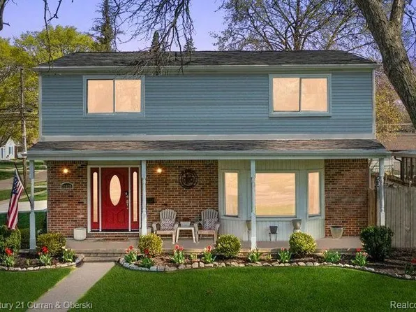 31636 W Chicago St, Livonia, MI 48150