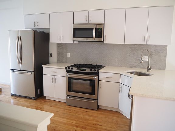 2nd image of 1245 N 28th St #1