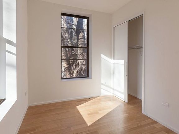 5th image of 126 Herkimer St #6A