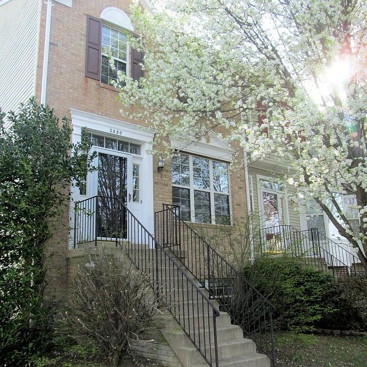 Exterior (Front)