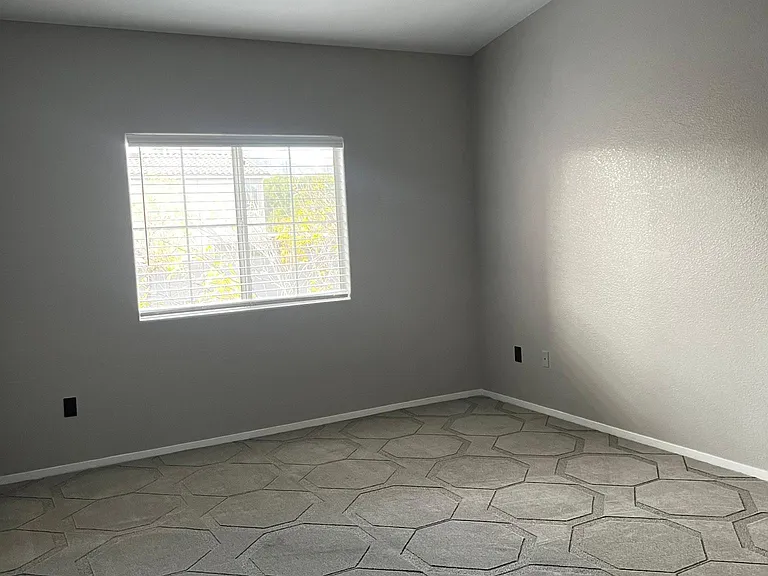 300 Amber Pine St #207 — Photo 25