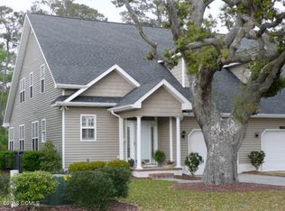 530-530B Village Green Dr, Morehead City, NC 28557
