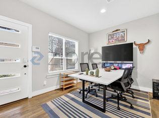4906 Live Oak St #3, Dallas, TX 75206